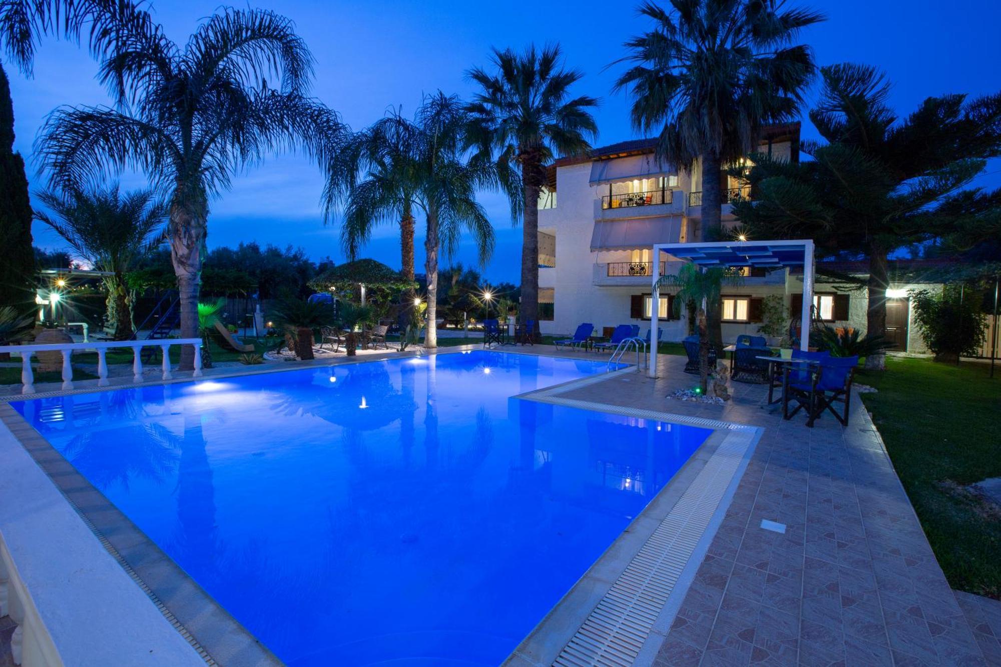 Villa Dimitris Apartments & Bungalows Frínion 외부 사진