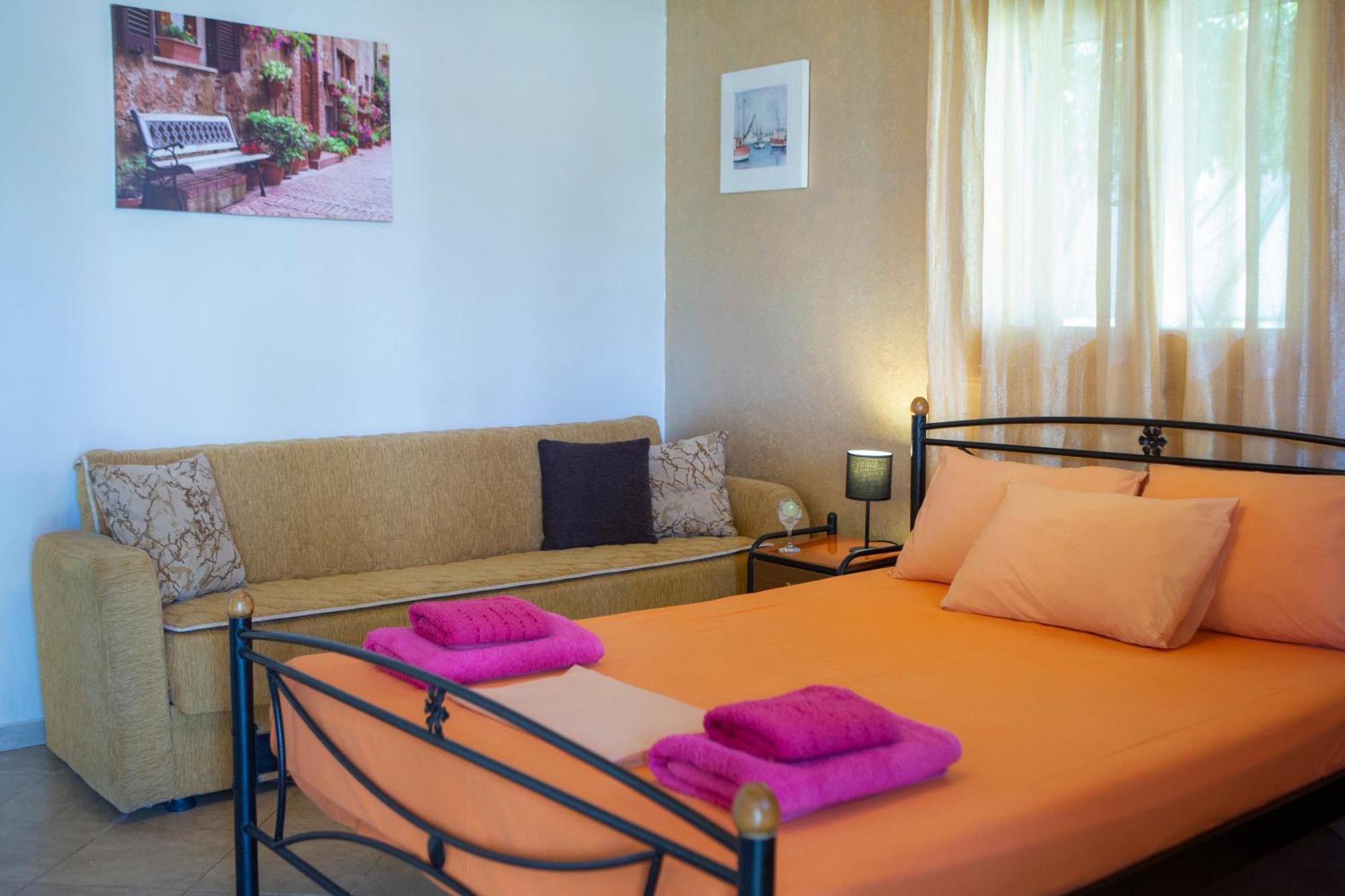 Villa Dimitris Apartments & Bungalows Frínion 외부 사진