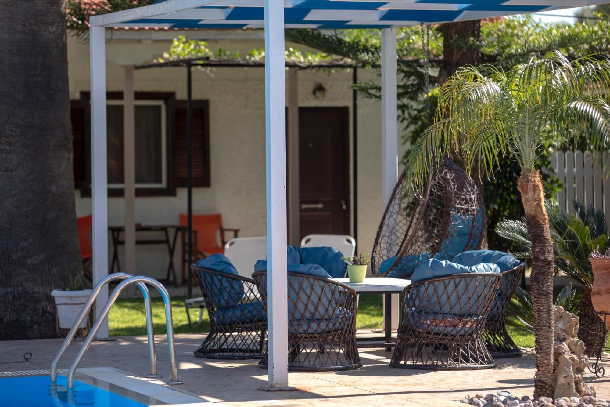 Villa Dimitris Apartments & Bungalows Frínion 외부 사진