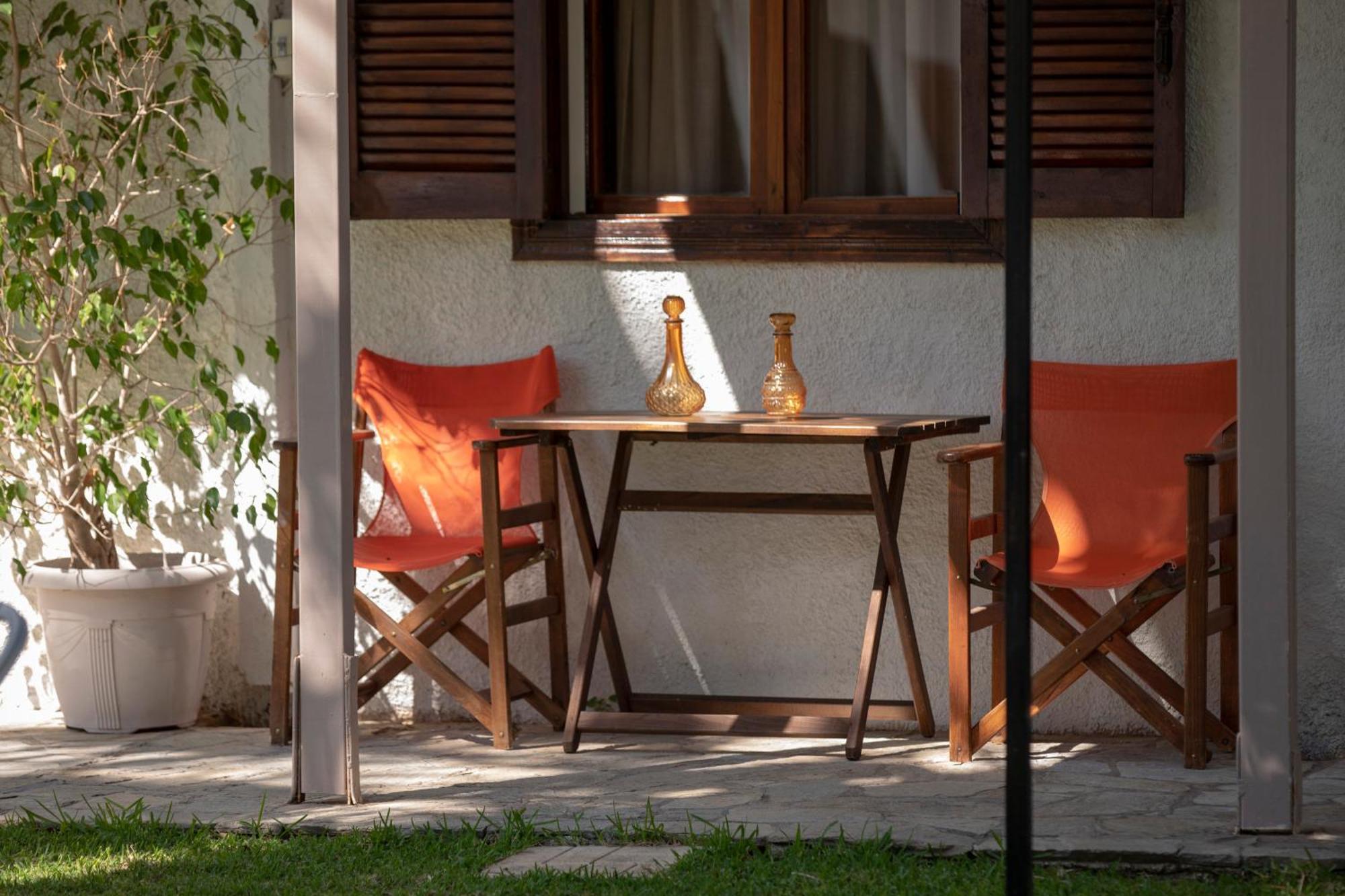 Villa Dimitris Apartments & Bungalows Frínion 외부 사진