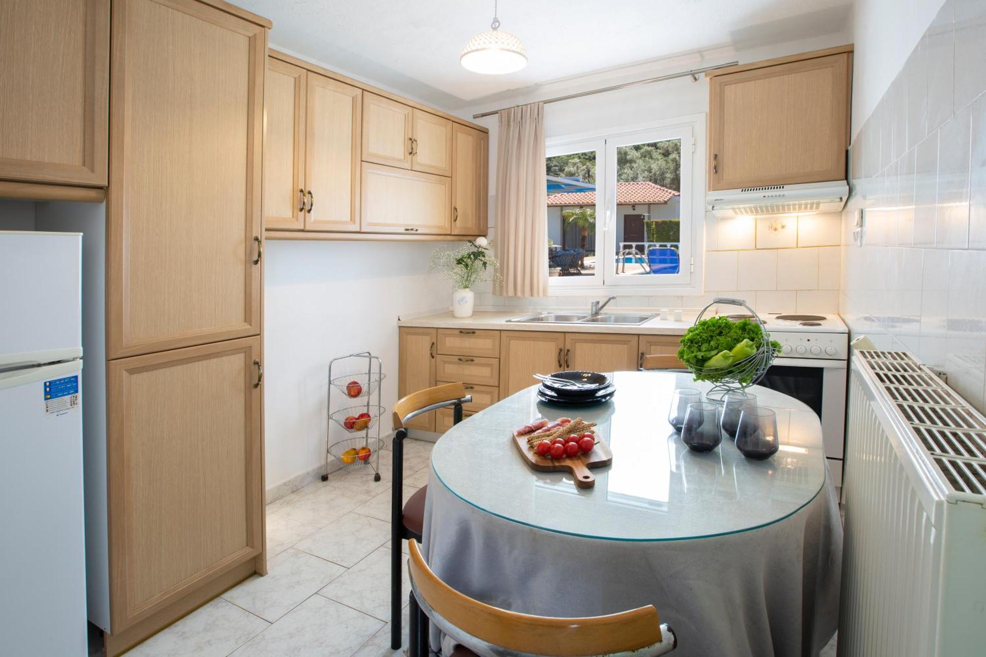 Villa Dimitris Apartments & Bungalows Frínion 외부 사진