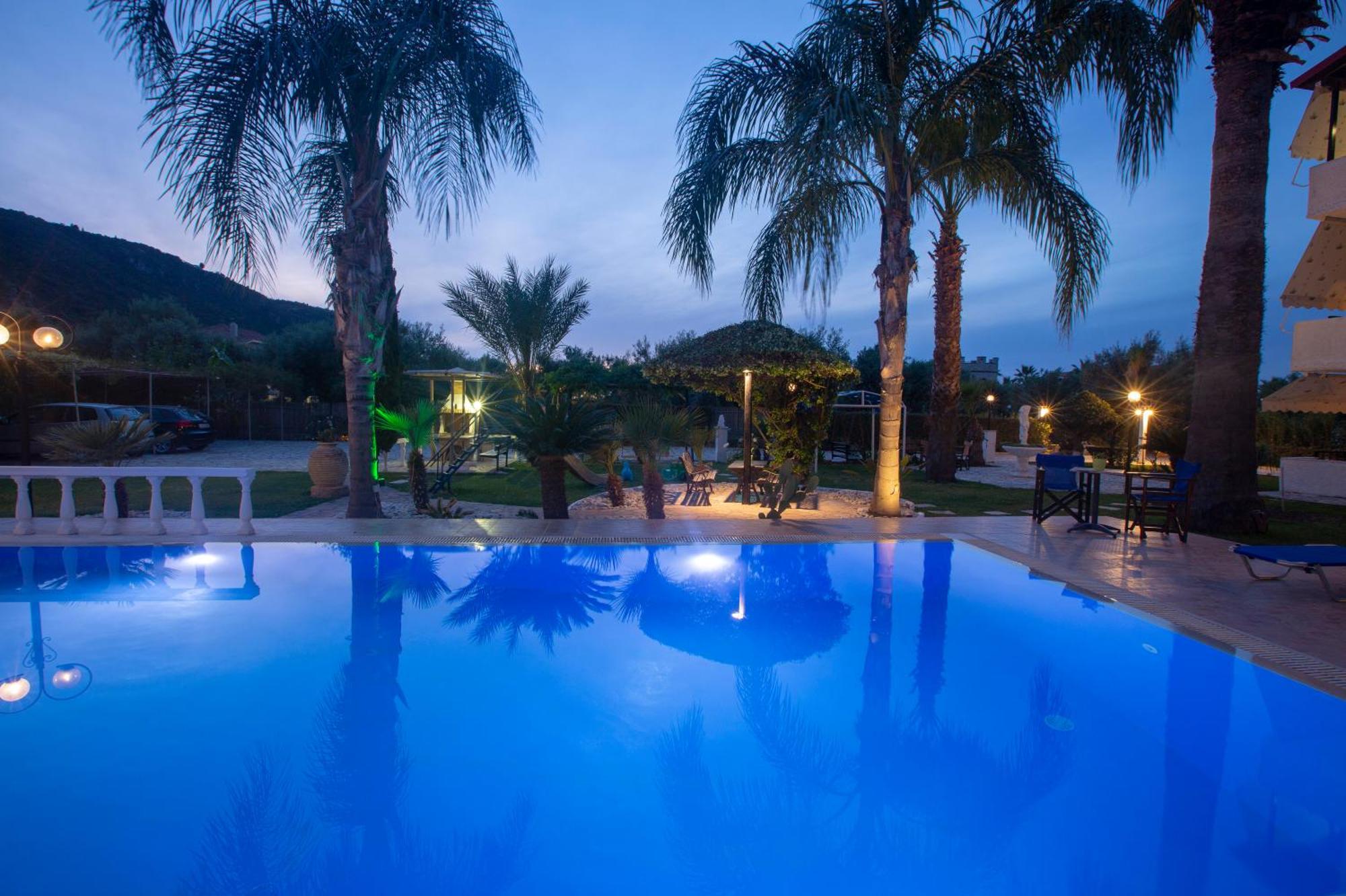 Villa Dimitris Apartments & Bungalows Frínion 외부 사진