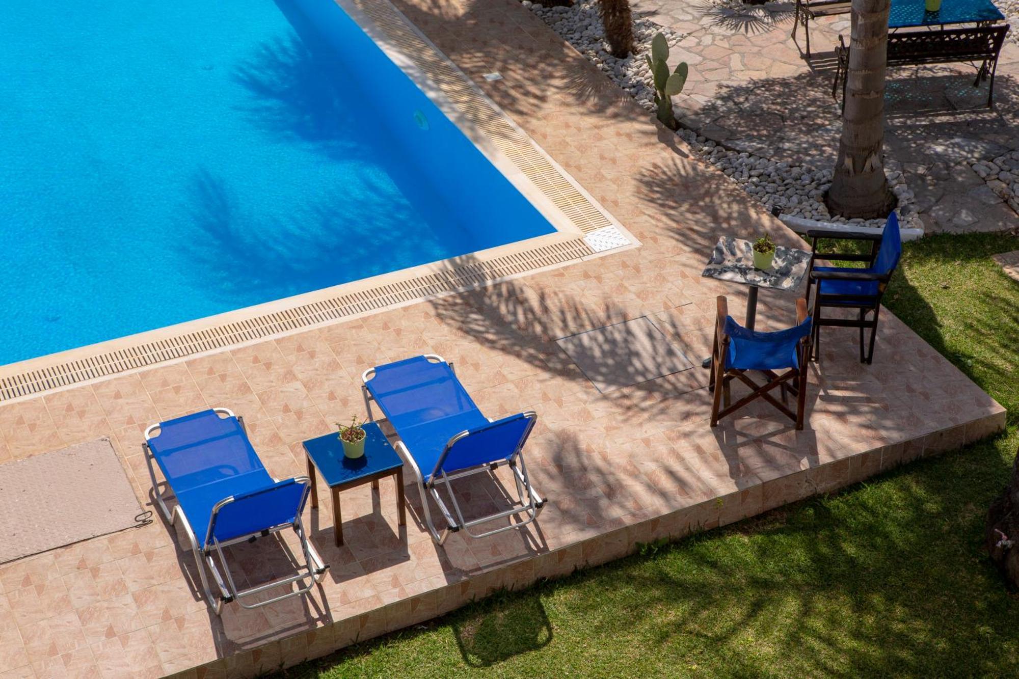 Villa Dimitris Apartments & Bungalows Frínion 외부 사진