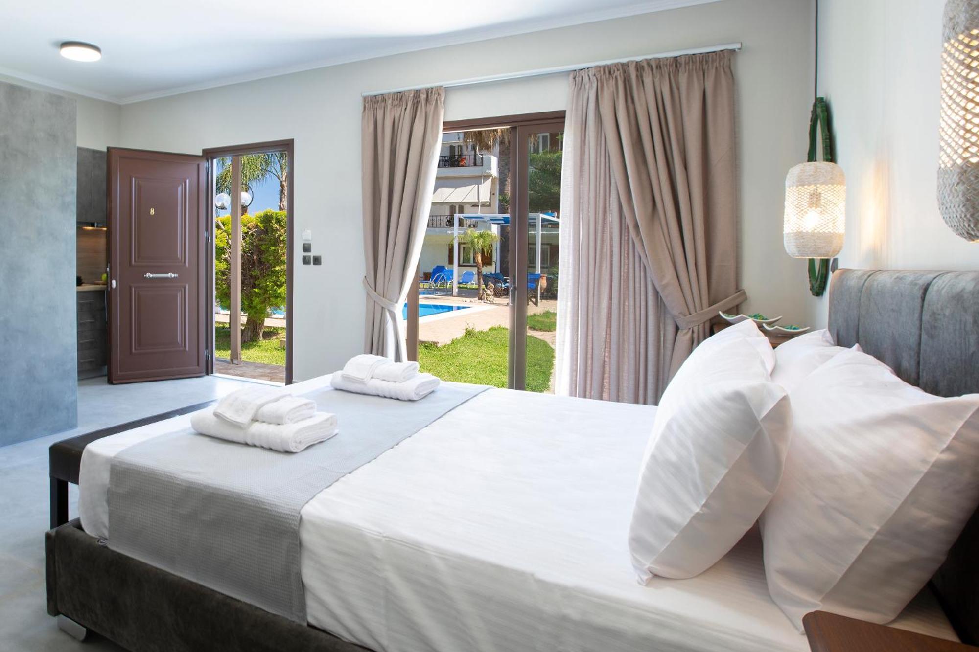 Villa Dimitris Apartments & Bungalows Frínion 외부 사진